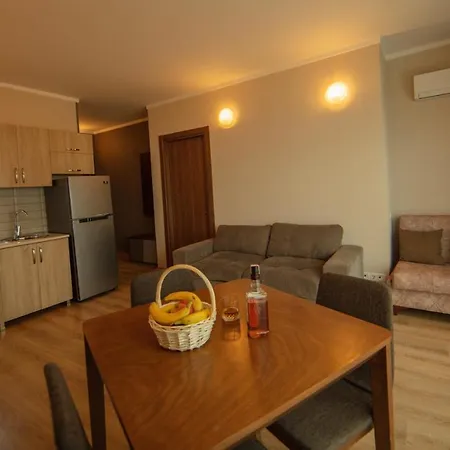 Tower Apartments Батуми Экстерьер фото