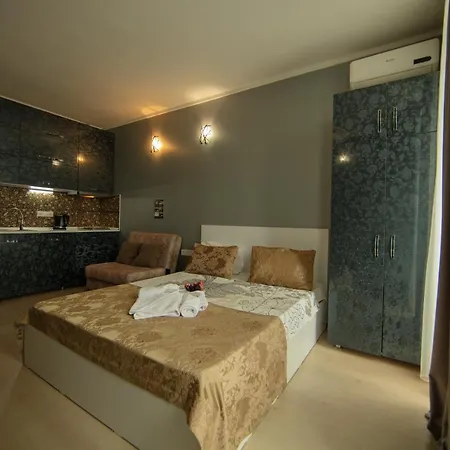Tower Apartments Батуми Экстерьер фото
