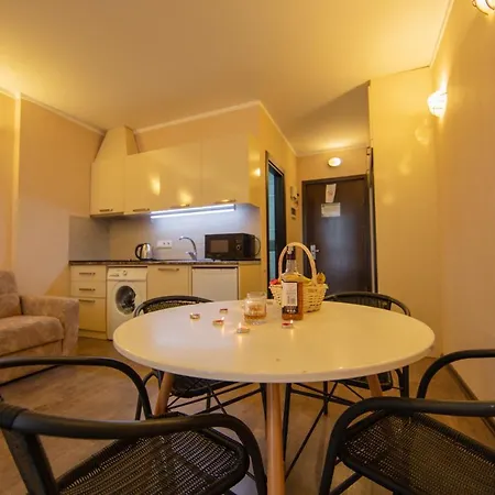 Tower Apartments Батуми Экстерьер фото
