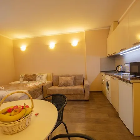 Tower Apartments Батуми Экстерьер фото
