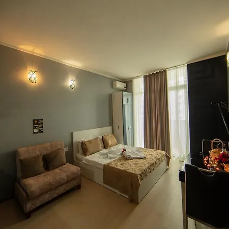 Tower Apartments Батуми Экстерьер фото