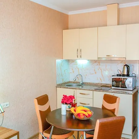 Tower Apartments Батуми Экстерьер фото